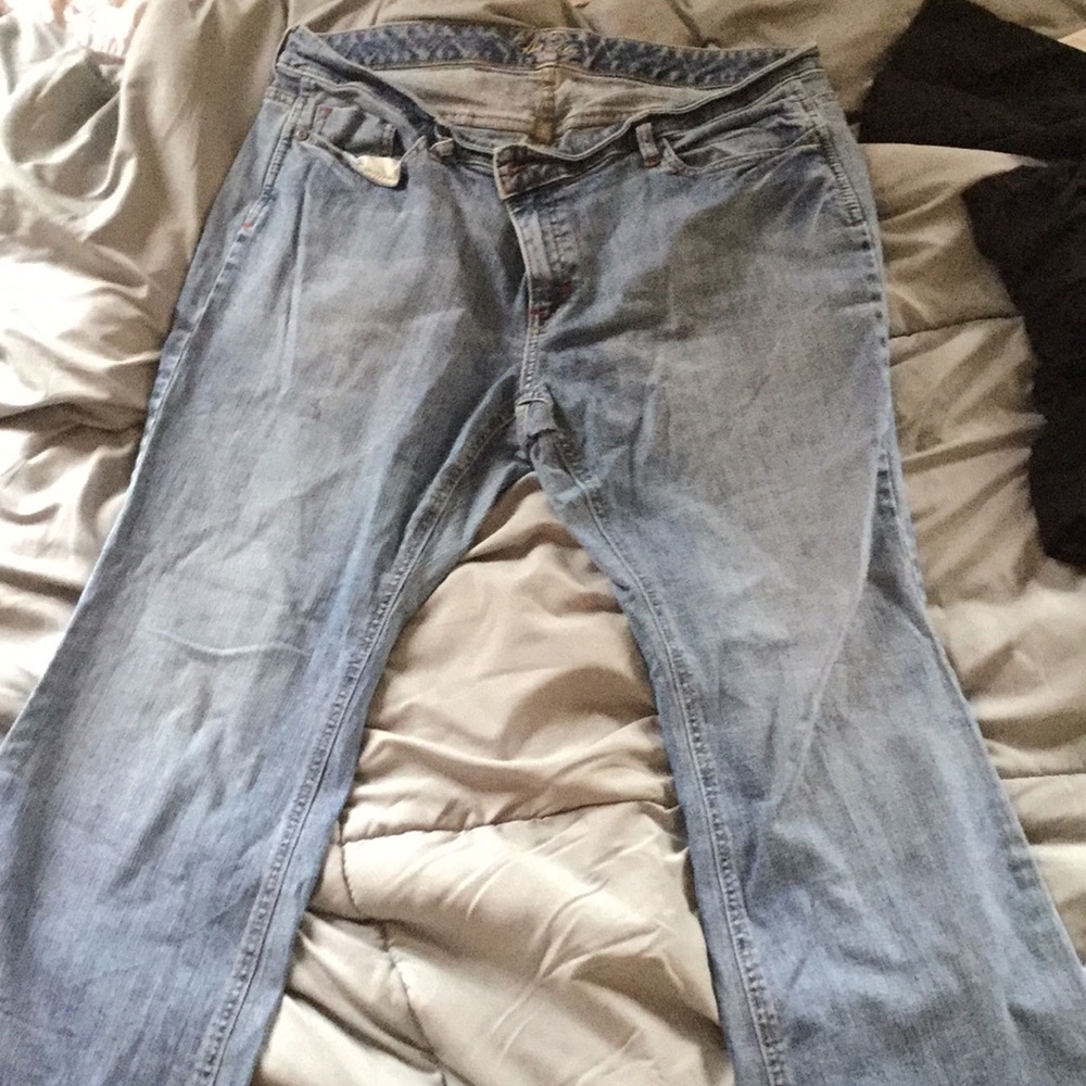 Light wash jeans